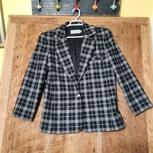 Howard Wolf black and white plaid glimmery blazer/pant suit. Size 10